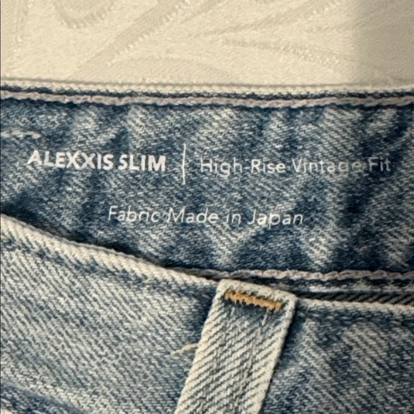 🎉HP🎉AG Hi-Rise Straight Leg Jeans. Ladies 30 - Picture 10 of 16